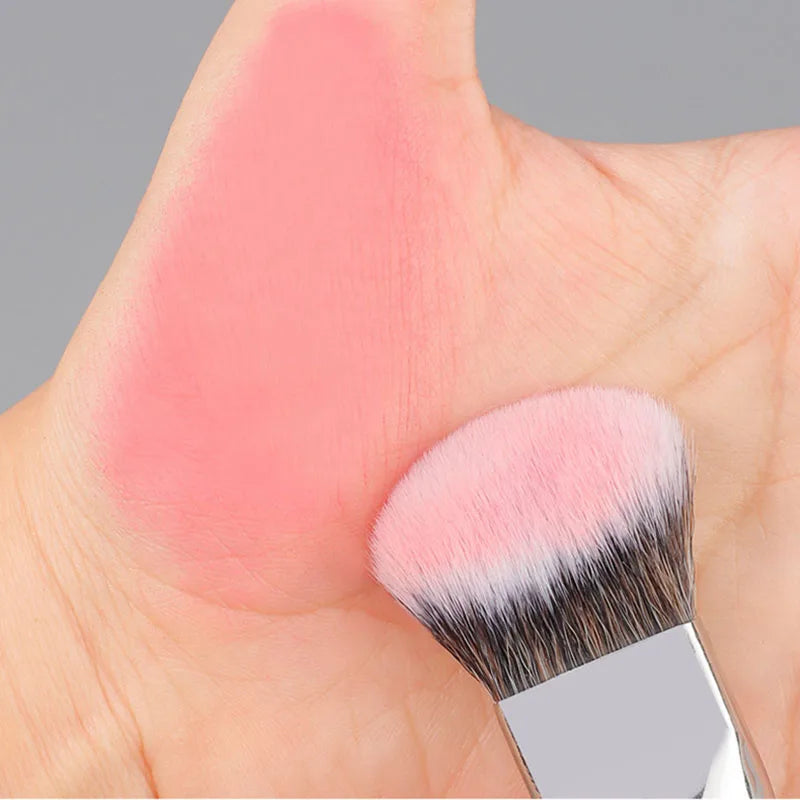 Angled Contour Makeup Brush | Foundation, Blush & Bronzer Contour Makeup Brush QXL