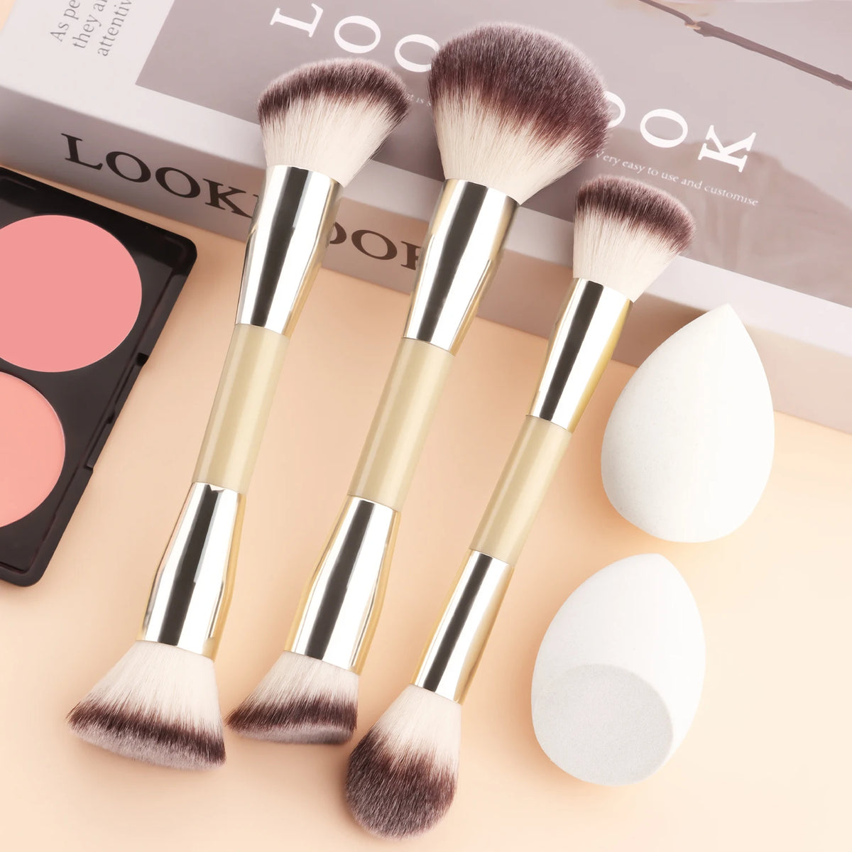 5-Pc Makeup Brush & Sponge Set – Foundation, Blush & Contour Makeup Brush Set QXL