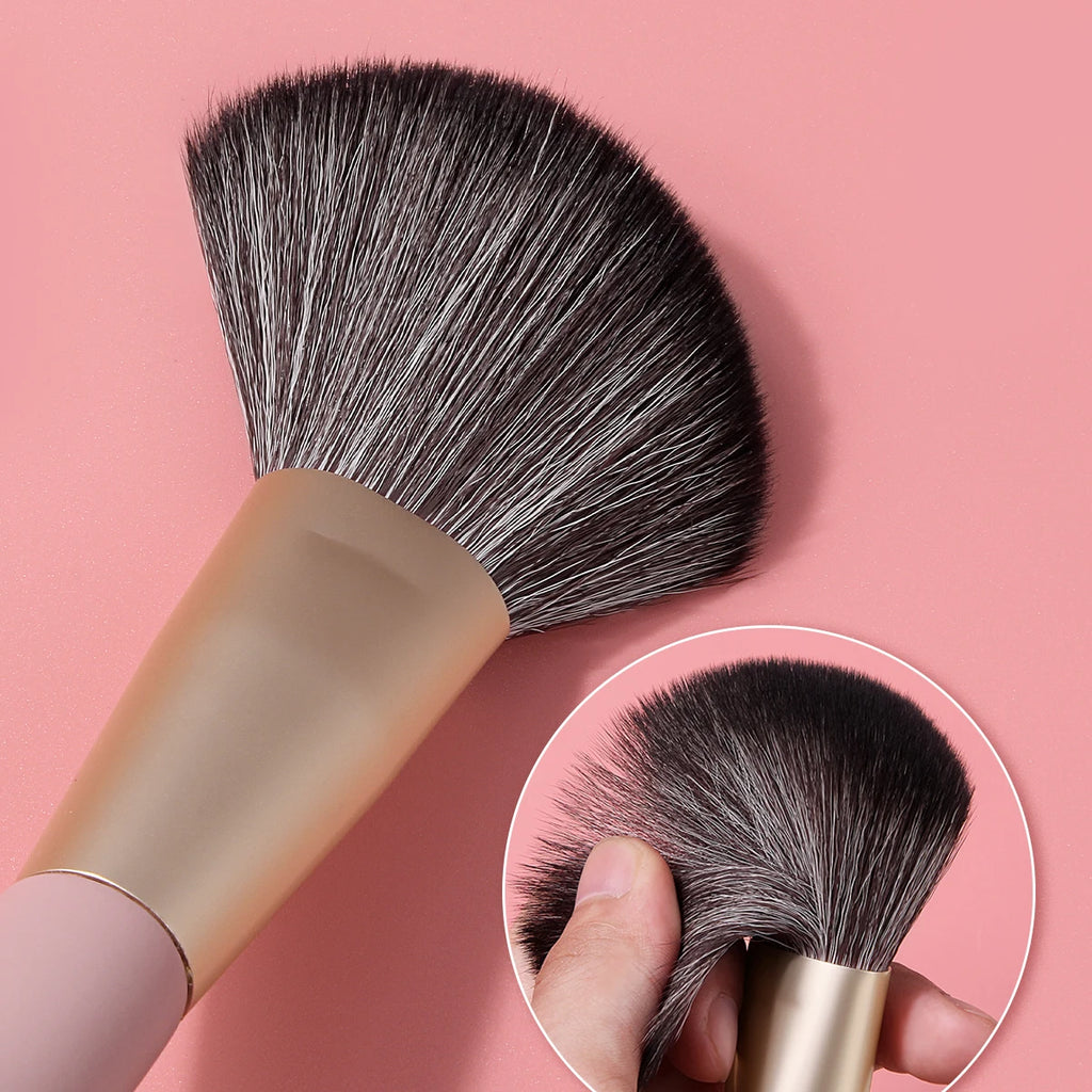 KOSSHOW Large Blush Brush – Contour & Bronzer Tool Blush Makeup Brush QXL