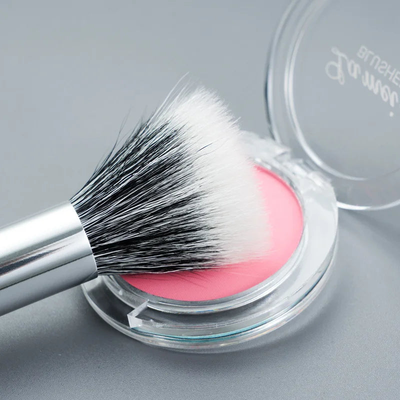 Stippling Blush Brush – Soft Wool Fiber Flat Head Makeup Tool Stippling Blush Brush QXL
