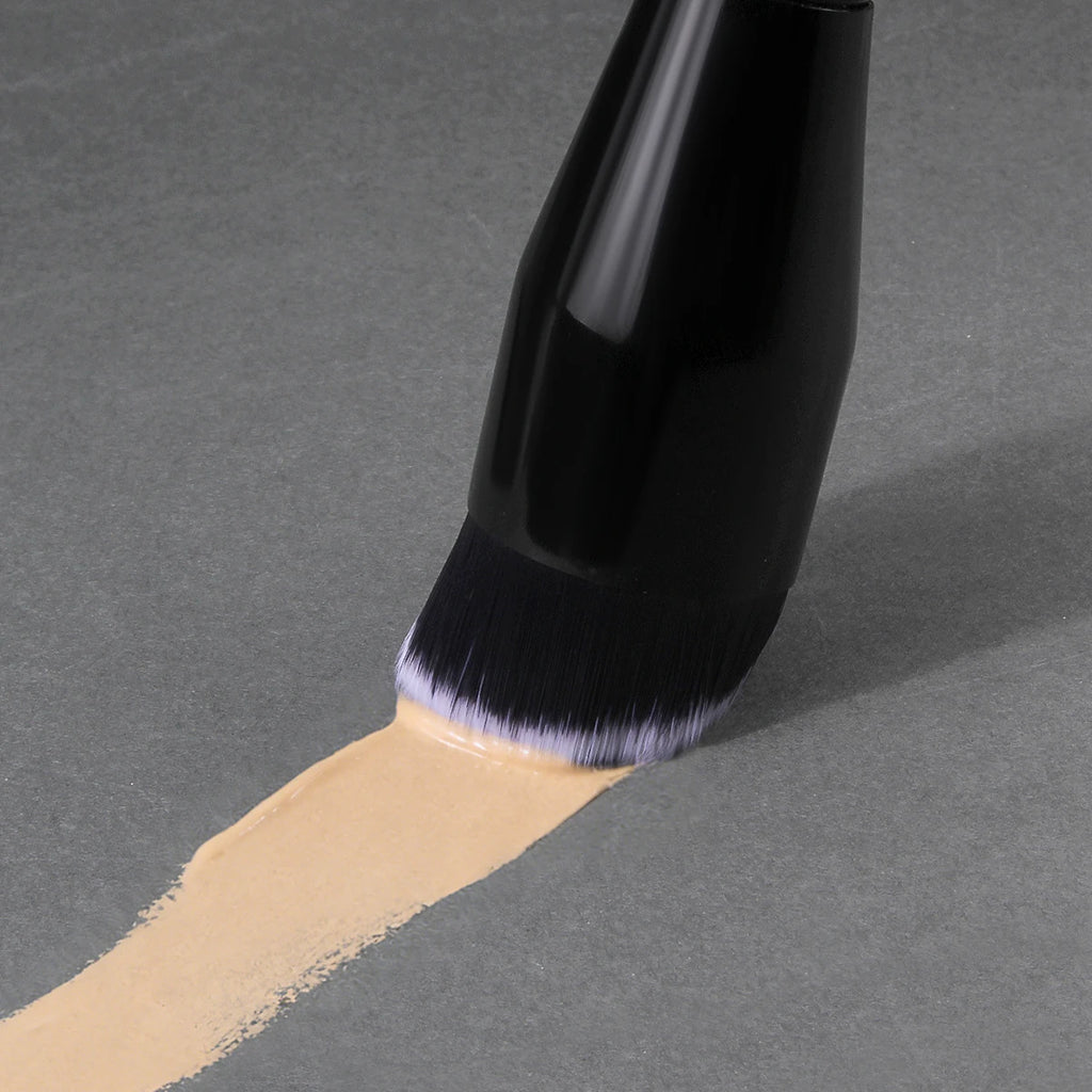 KOSSHOW Angled Foundation Brush – Wooden Handle, Nylon Foundation Makeup Brush QXL