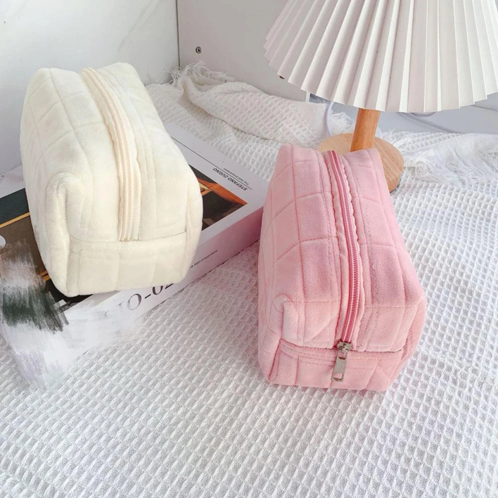 Cute Plush Velvet Cosmetic Bag | Barrel Travel Makeup Pouch Travel Cosmetic Bag QXL