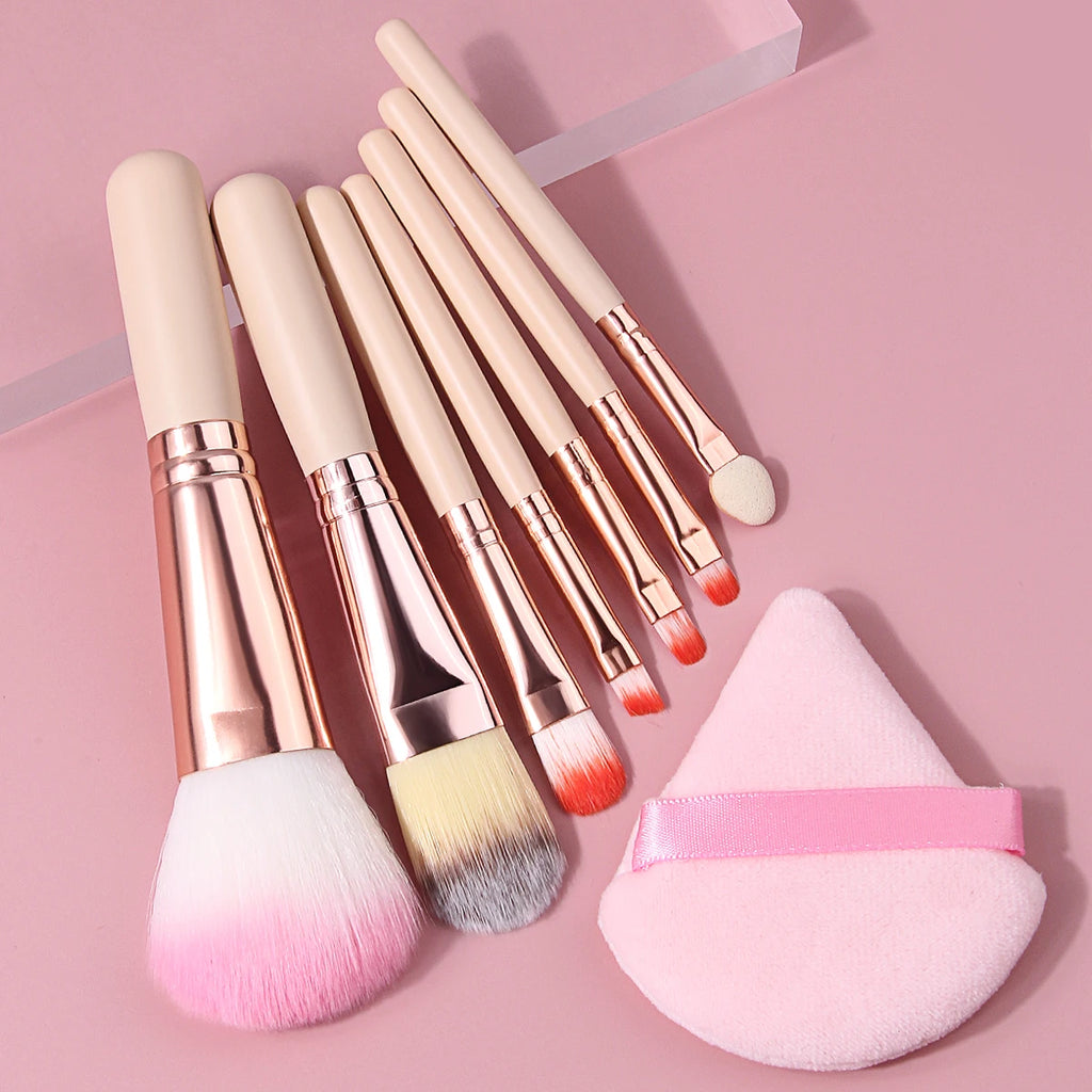 KOSSHOW 8-Pc Pink Gradient Makeup Brush Set | Beginner Kit Makeup Brush Set QXL