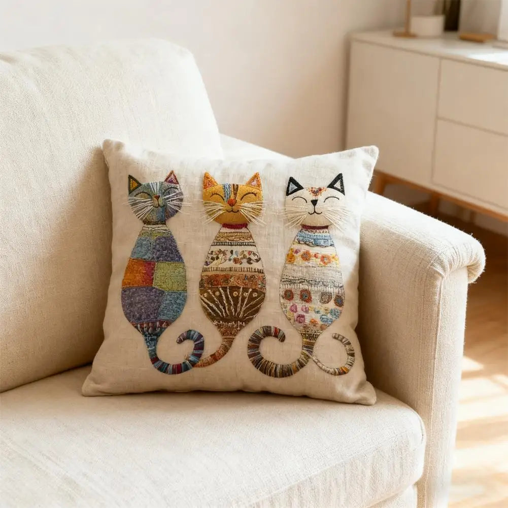 Cat-Themed Decorative Pillow Cover | Soft Plush 45x45cm Decorative Pillow Cover QXL