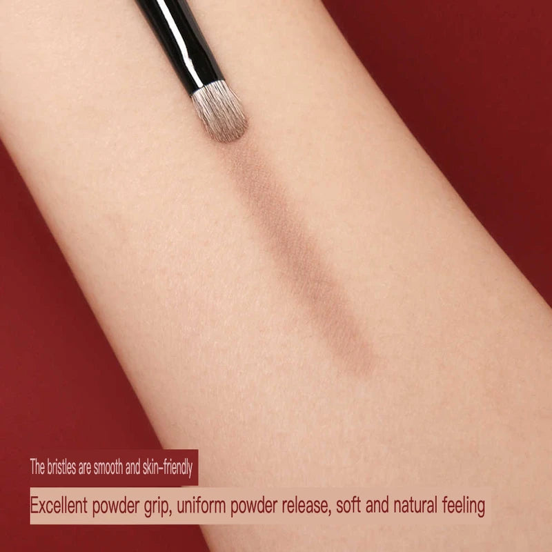 H11 Goat Hair Eyeshadow Detail Brush | Soft Round Tip Eyeshadow Detail Brush QXL