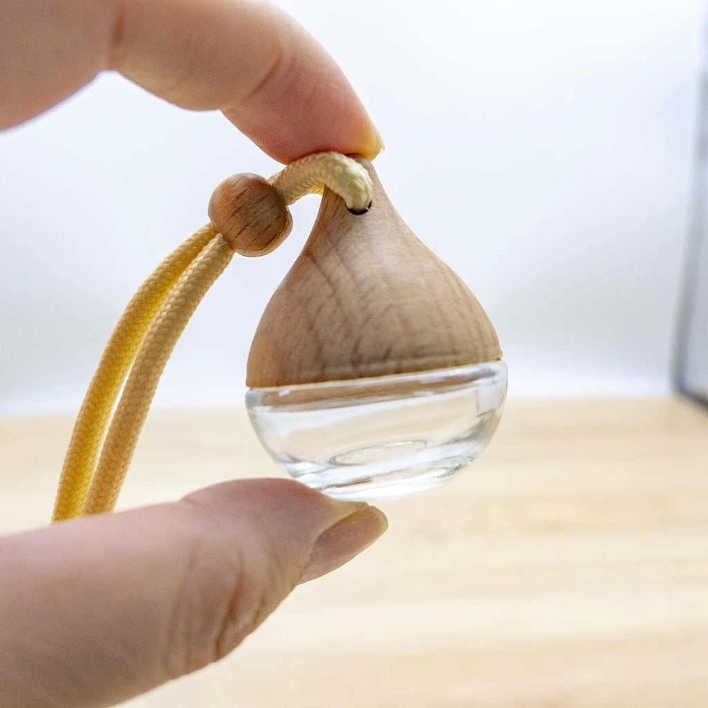 10-Pack Glass Essential Oil Diffuser Hanging Bottles 0.2oz Essential Oil Bottles QXL