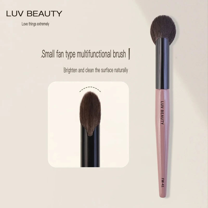 Fan-Shaped Goat Hair Blush & Highlighter Makeup Brush Makeup Brush QXL