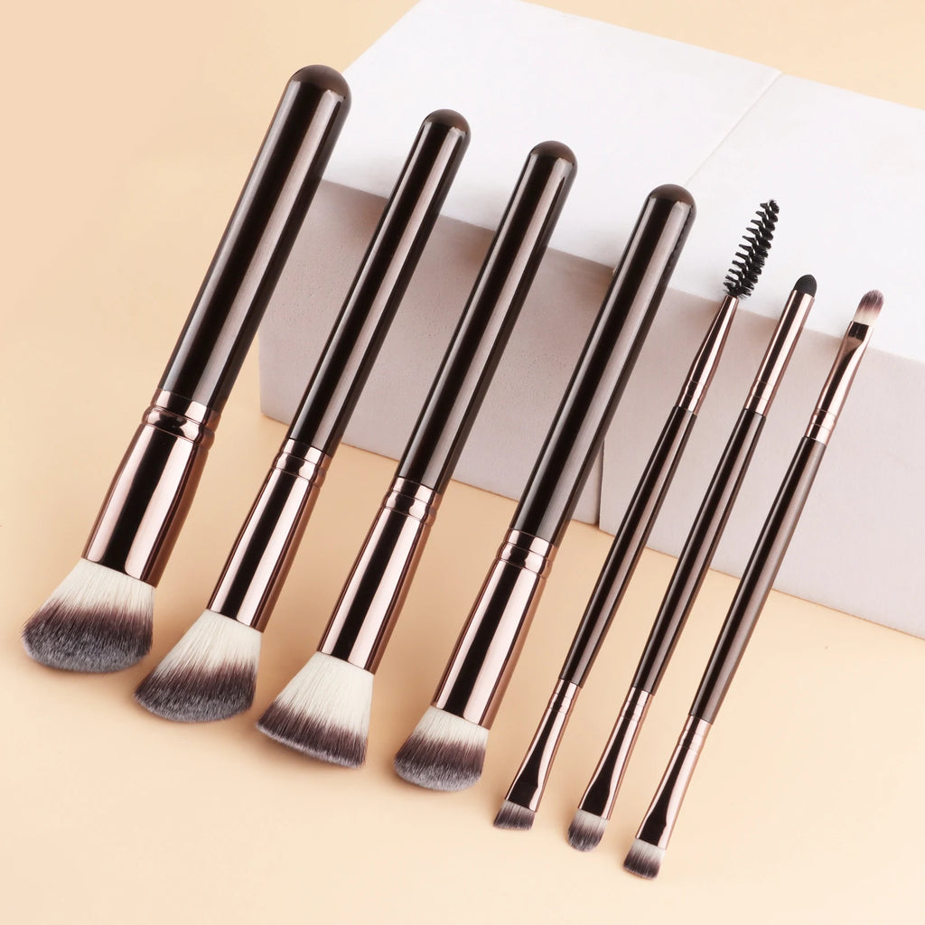 7-Piece Makeup Brush Set | Face & Eye Blending Kit Makeup Brush Set QXL