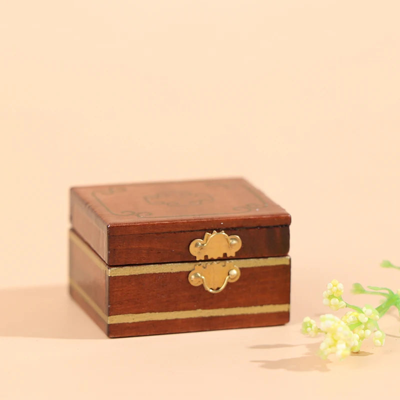 Miniature Jewelry Box | 1:12 Scale Dollhouse DIY Accessory Dollhouse Miniature QXL