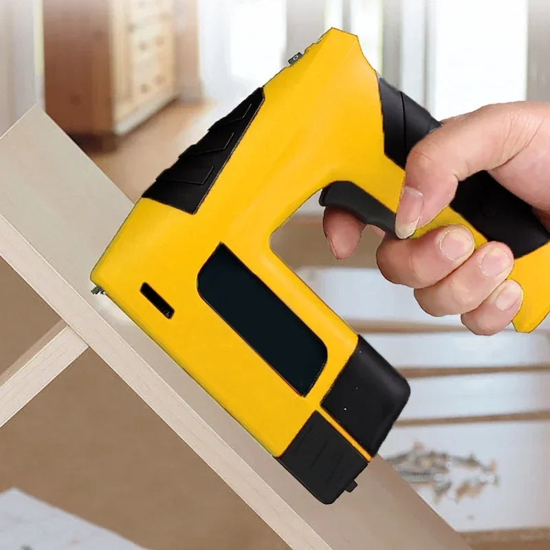 Dreamburgh USB Rechargeable Electric Staple Gun + 2500 Nails Electric Staple Gun QXL