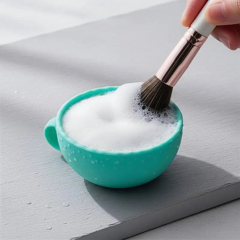 Silicone Makeup Brush Cleaning Bowl & Scrubber Pad Brush Cleaning Tool QXL
