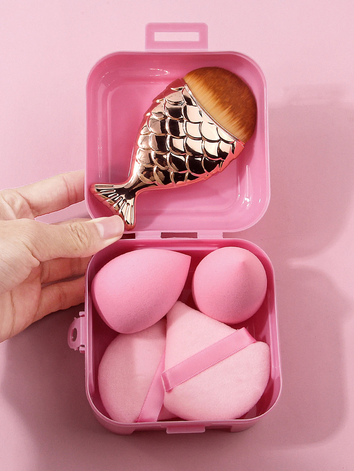 6-Piece Makeup Sponge & Foundation Brush Set | Travel Box Makeup Sponge Set QXL