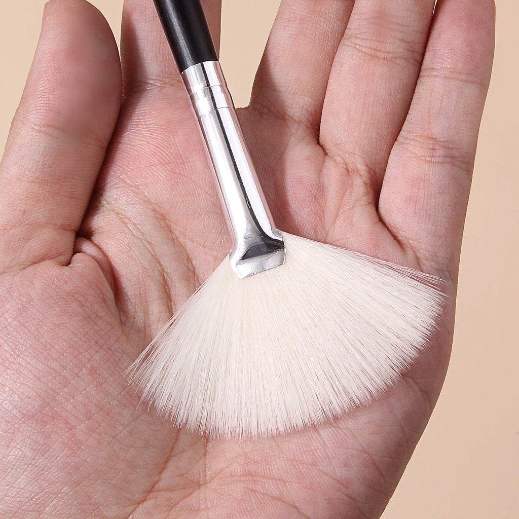 KOSSHOW 3-Pc Makeup Brush Set | Fan, Brow & Eyeliner Makeup Brush Set QXL