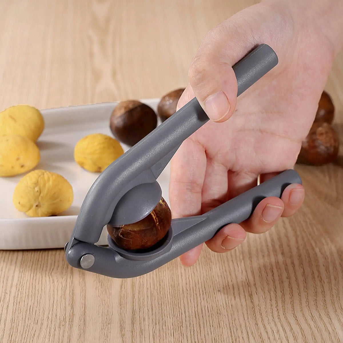 Stainless Steel Chestnut Cracker & Nutcracker Kitchen Tool Nutcracker Kitchen Tool QXL