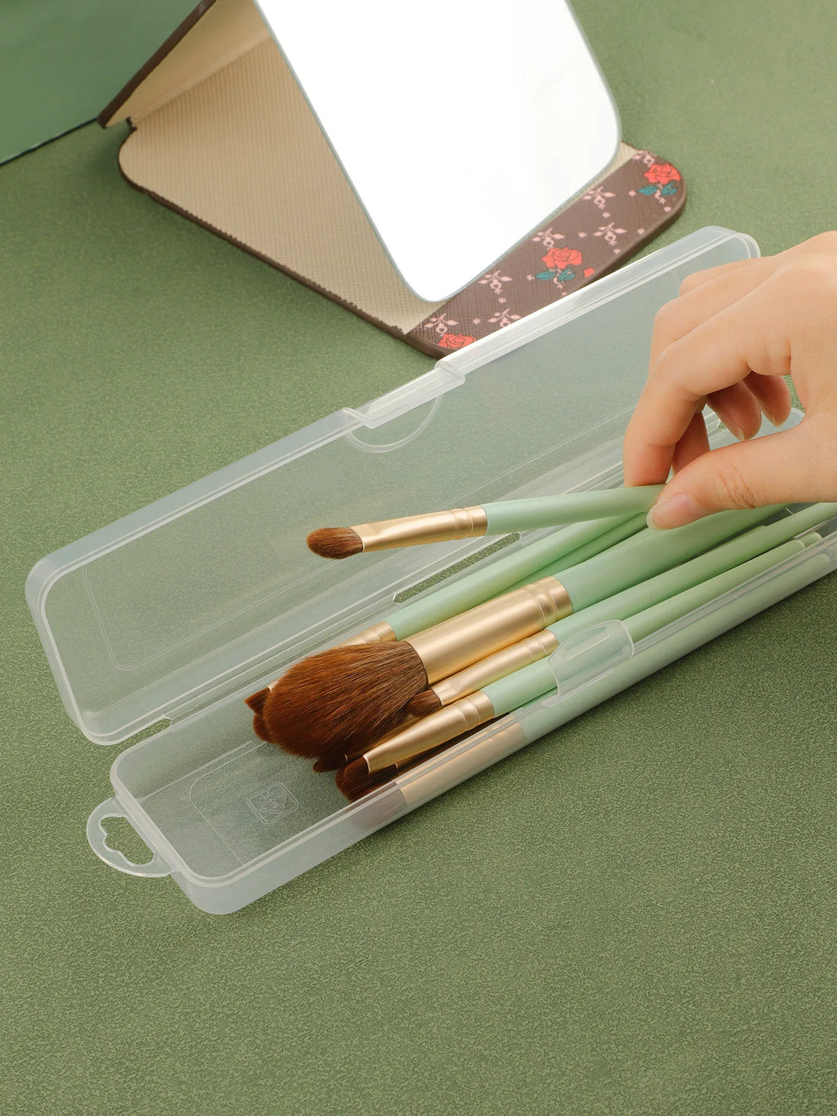 Portable Dustproof Makeup Brush Case with Lid | 5-Pack Travel Makeup Brush Organizer QXL