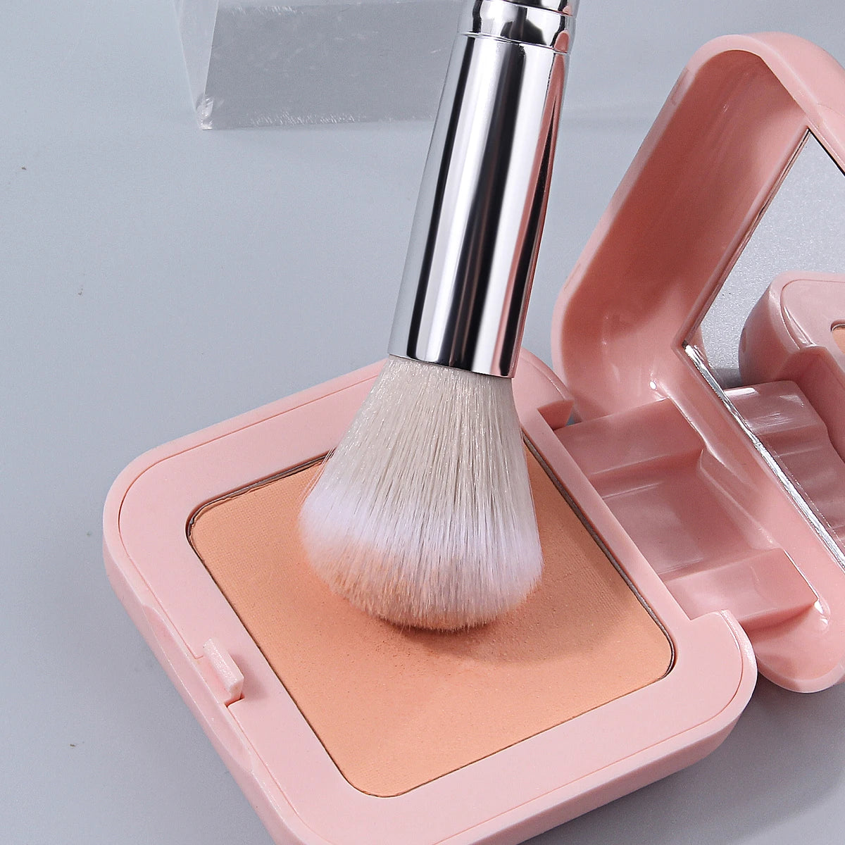 KOSSHOW Fluffy Blush Brush – Soft Synthetic Cheek Blender Makeup Blush Brush QXL