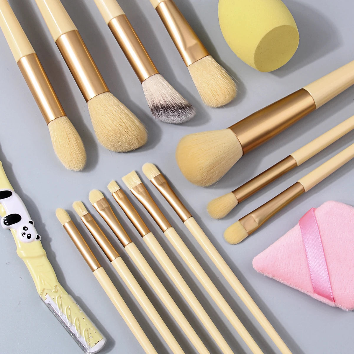 KOSSHOW 18-Pc Yellow Makeup Brush Set | Beginner Kit Makeup Brush Set QXL