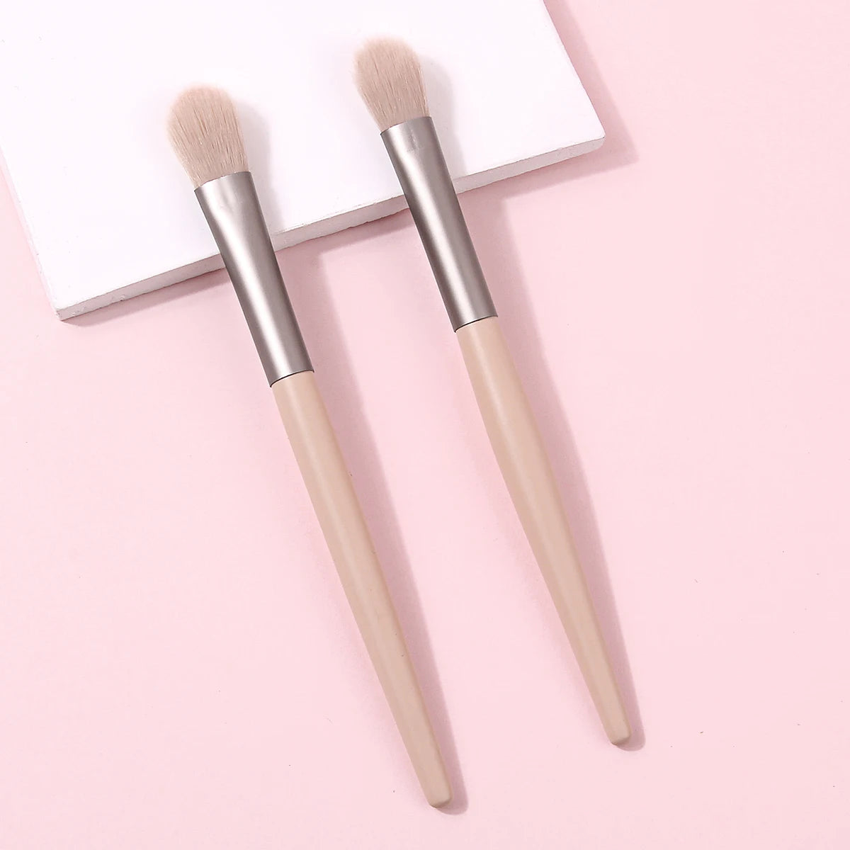 KOSSHOW 2-Piece Eyeshadow Brush Set – Blend & Shade Eyeshadow Brush Set QXL