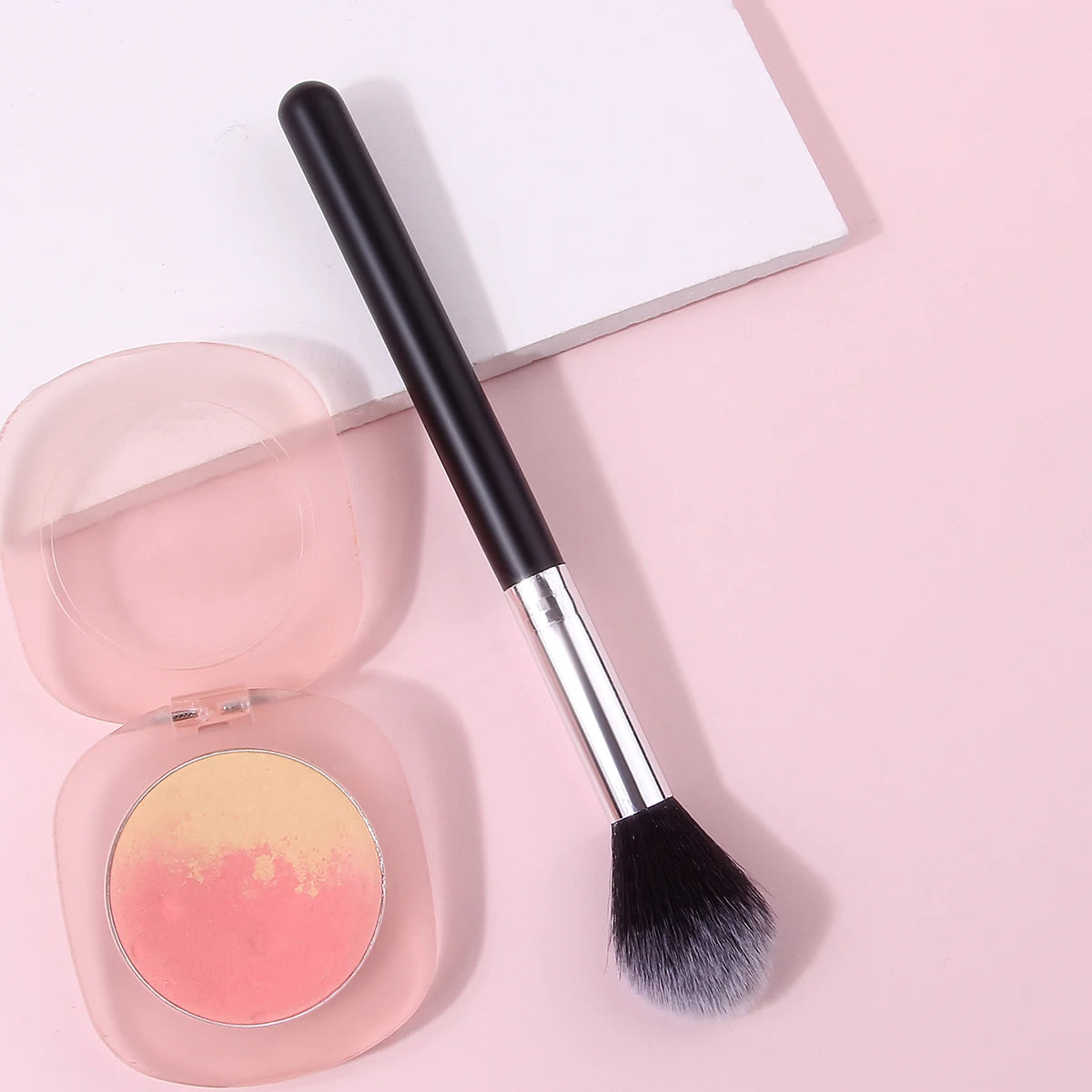 KOSSHOW Flame Highlighter Blush Brush – Wooden Handle Makeup Brush QXL