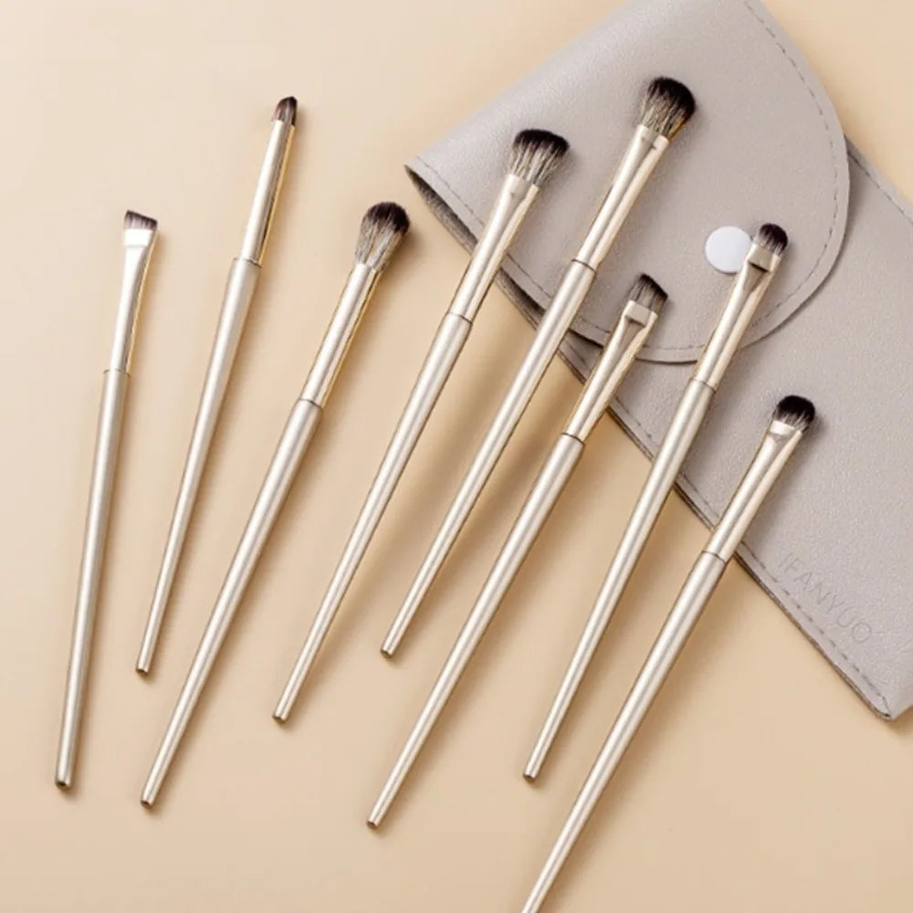 Angled Triangle Makeup Brush Set | Contour & Under-Eye Kit Makeup Brush Set QXL