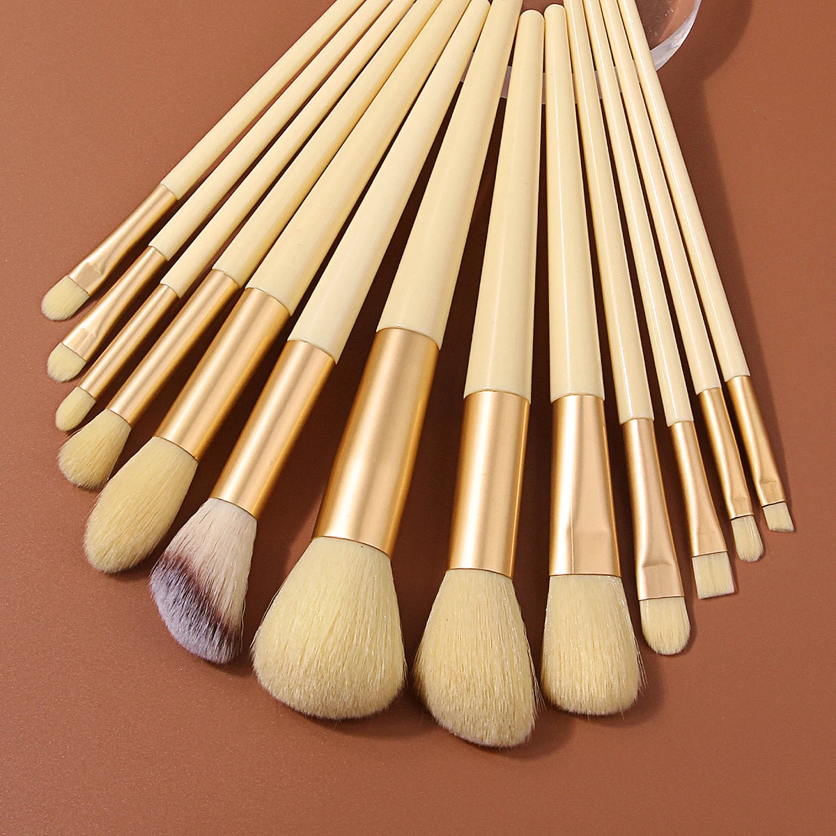 14-Pc Soft Makeup Brush Set with Drawstring Pouch | KOSSHOW Makeup Brush Set QXL