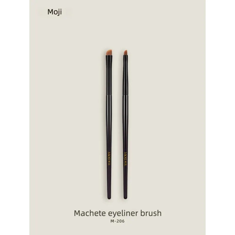 Moji M206 Angled Eyeliner Brush | Eyebrow & Lip Contour Eyeliner Makeup Brush QXL