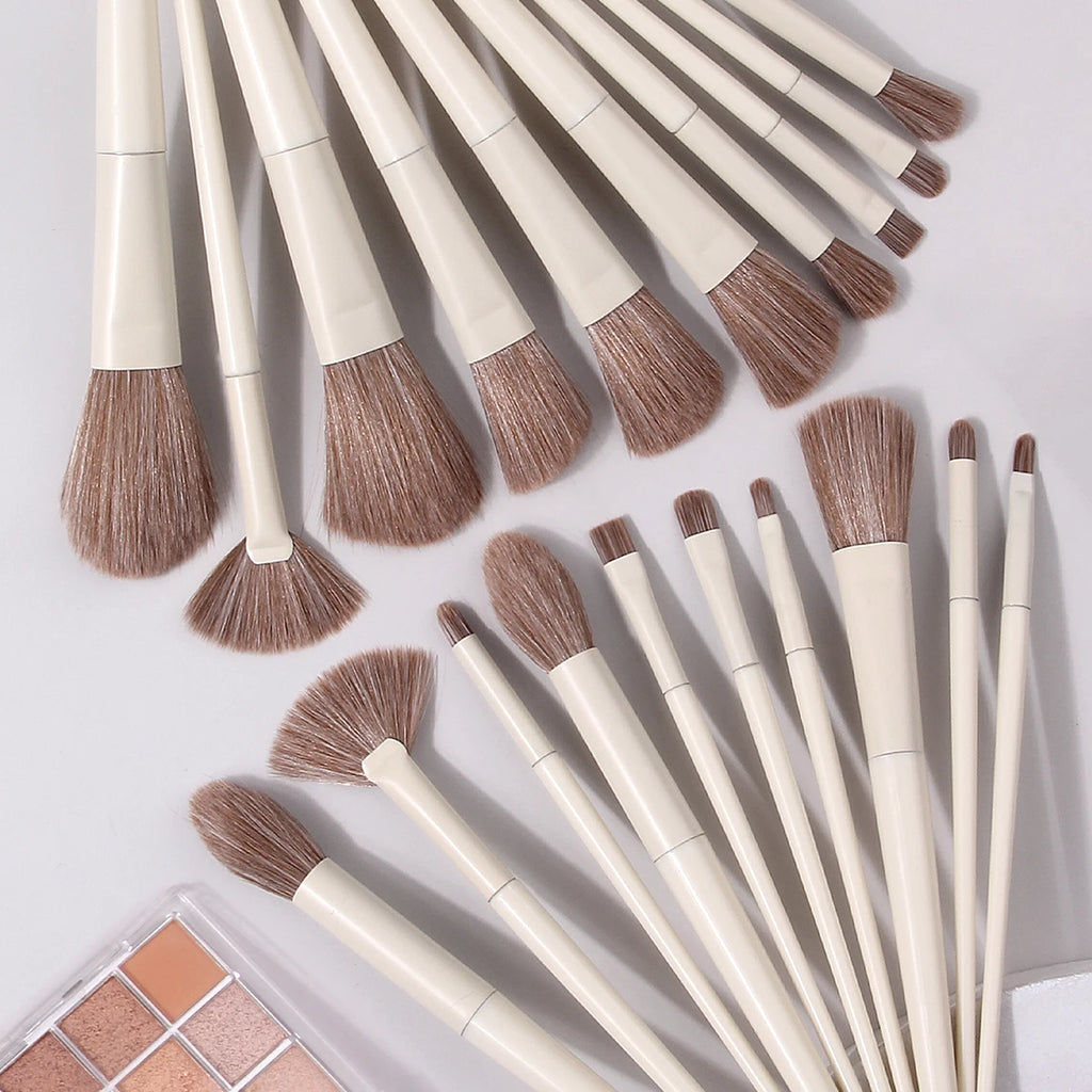 KOSSHOW 22-Piece Makeup Brush Set | Full Face Professional Kit Makeup Brush Set QXL