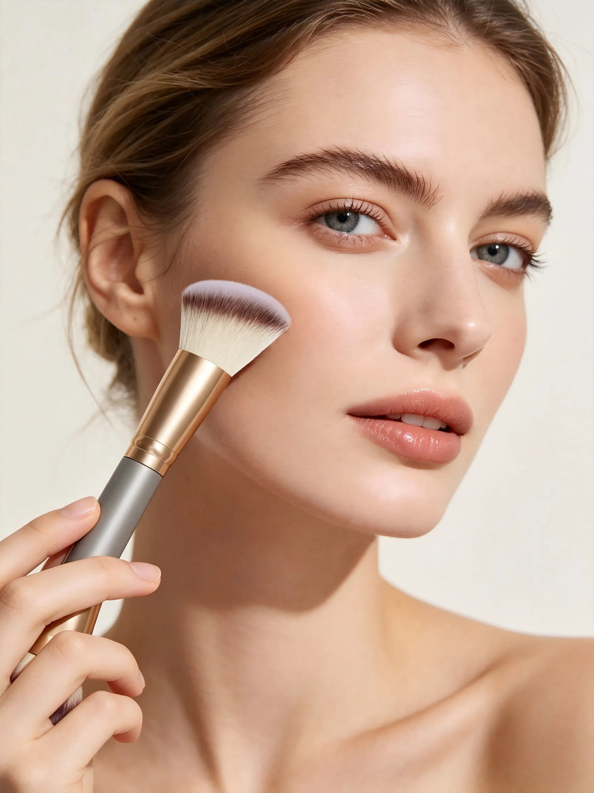 Double-Ended Kabuki Foundation & Blush Makeup Brush Makeup Brush QXL
