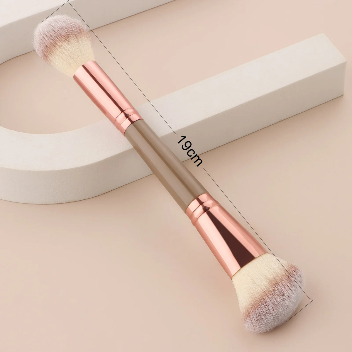 Ronshadow Dual-Ended Sculpting & Highlighter Makeup Brush Dual-Ended Makeup Brush QXL