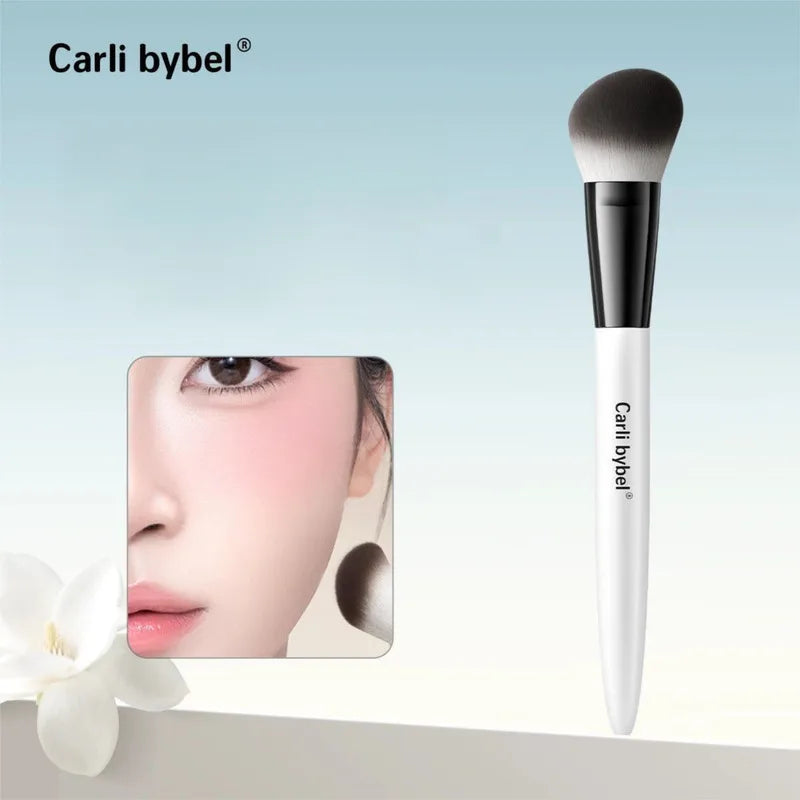 Slope Pointed Blush Brush – Ultra-Soft Synthetic Blending Blush Brush QXL