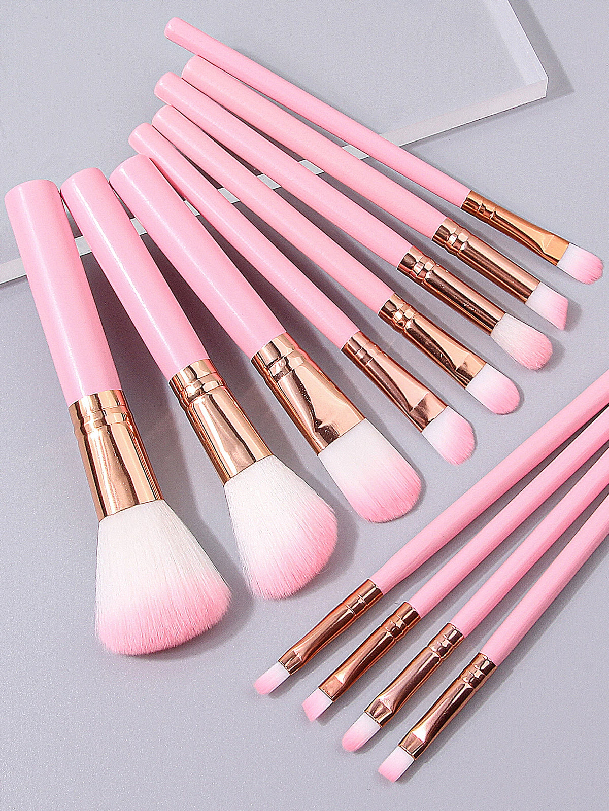 KOSSHOW 19-Pc Beginner Makeup Brush Set with Sponges & Bag Makeup Brush Set QXL