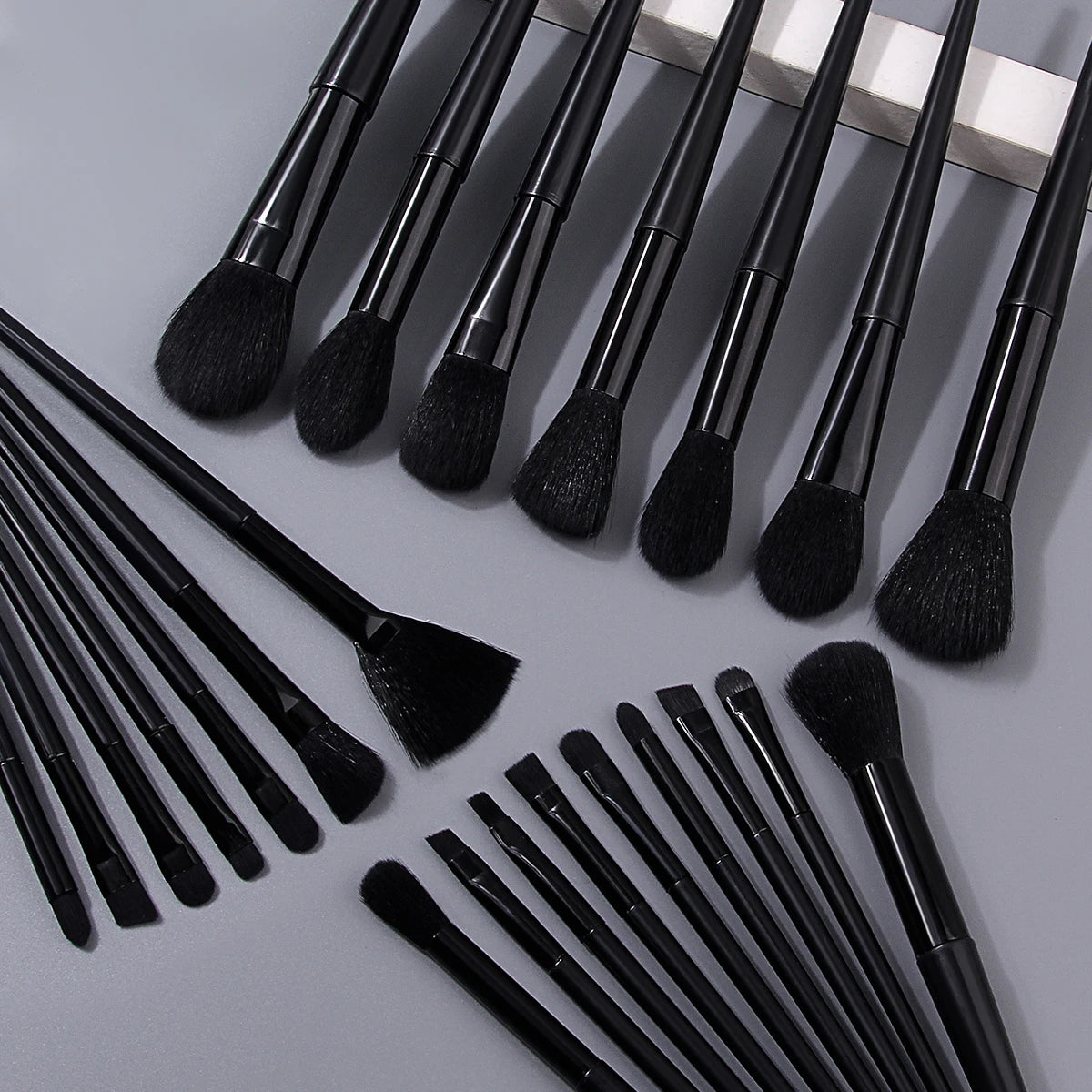 KOSSHOW 23-Pc Professional Black Makeup Brush Set Makeup Brush Set QXL
