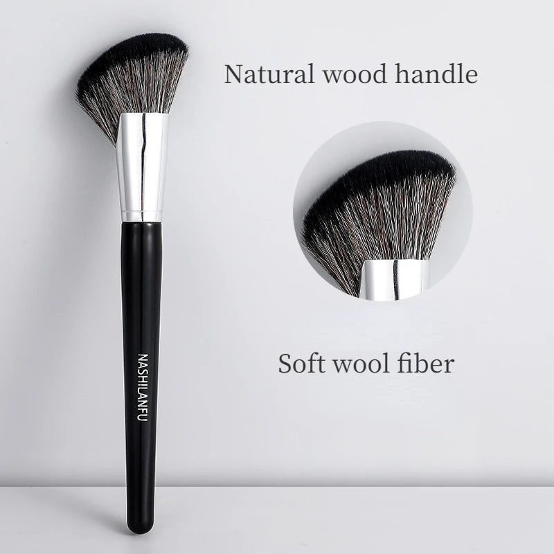 Black Sculpting Brush | Bronzer, Blush & Contour Makeup Brush Sculpting Makeup Brush QXL