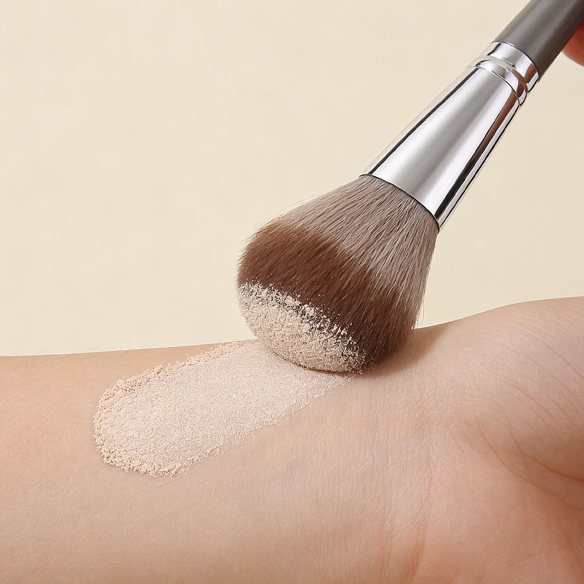 KOSSHOW Soft Powder Blush & Contour Makeup Brush – Gray Powder Makeup Brush QXL