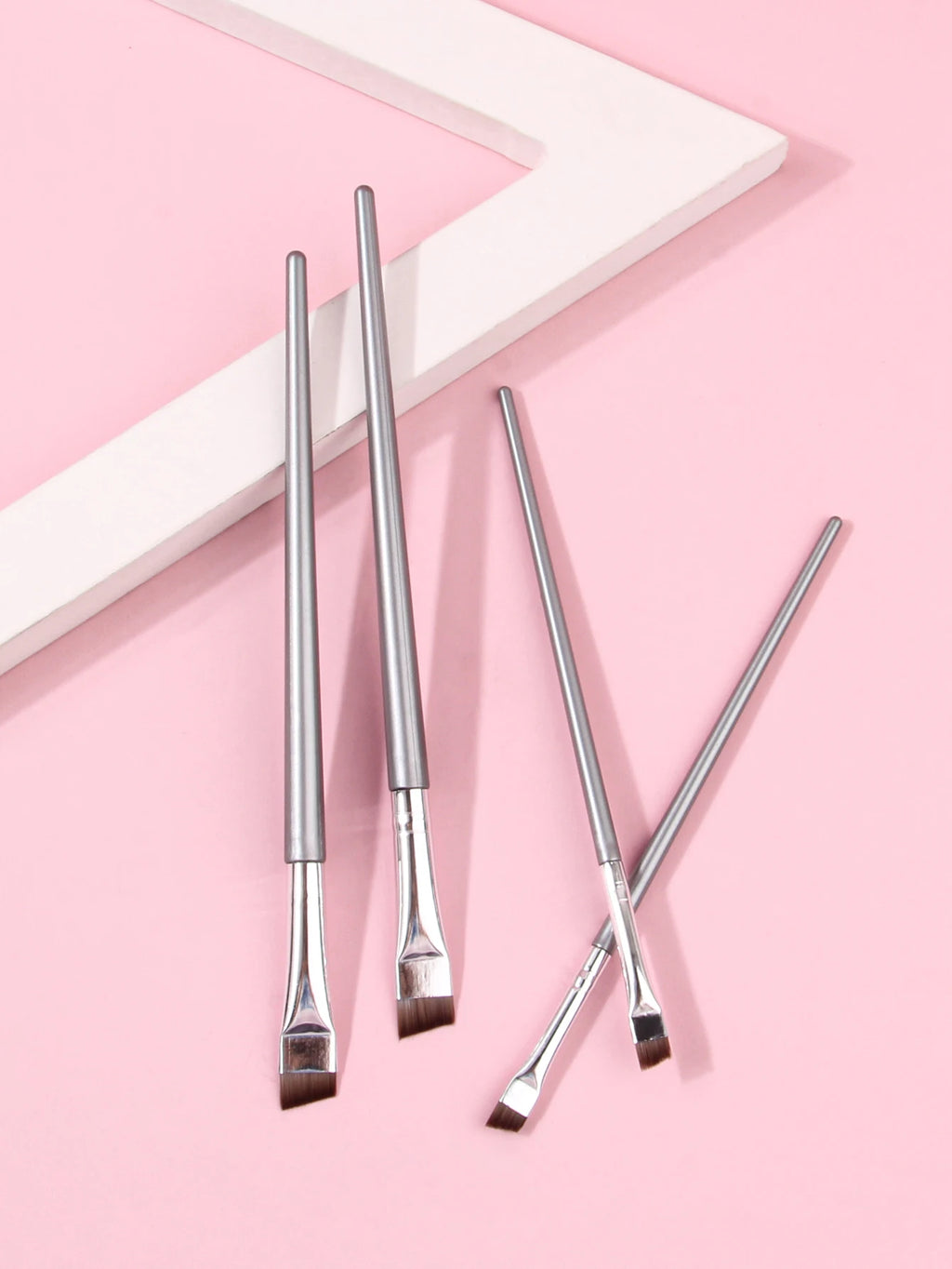 4-Piece Eyeliner, Eyebrow & Concealer Brush Set | Ultra-Fine Makeup Brush Set QXL