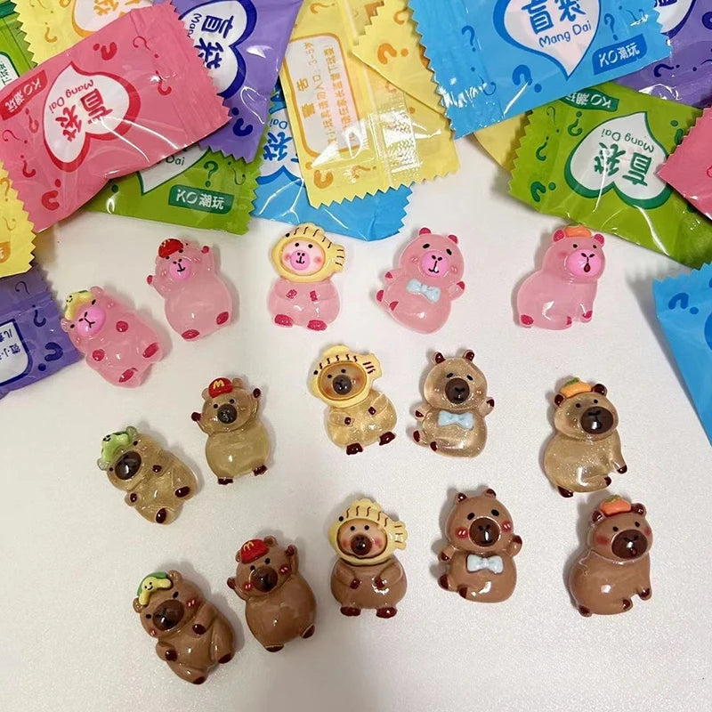20-Pack Glow Capybara Mini Figurines | Blind Bag Surprise Set Mini Figurine Set QXL