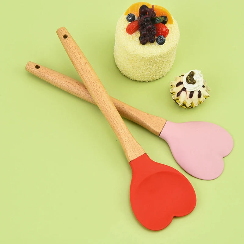 Heart-Shaped Silicone Spatula | Pink Wooden Handle Baking Silicone Baking Spatula QXL