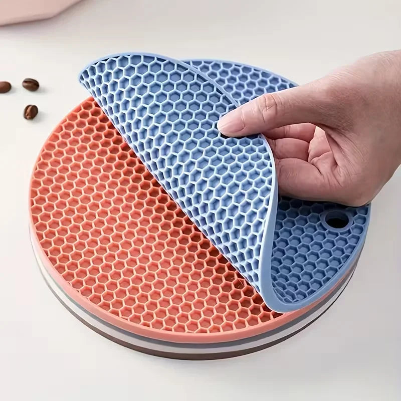 4-Pack Round Kitchen Trivets | Heatproof Table Protection Mats Kitchen Trivets QXL