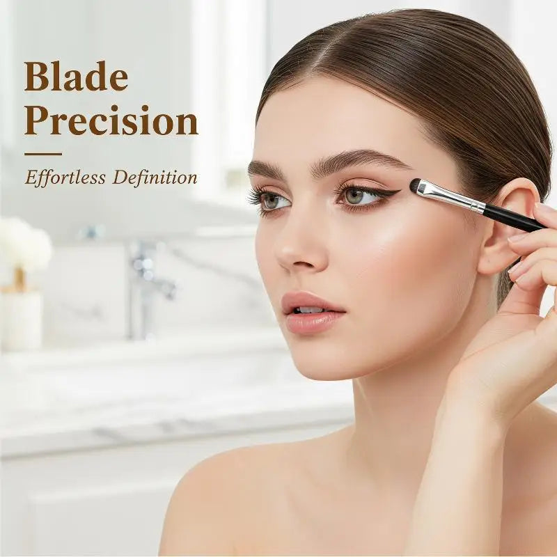 2-Pack Curved Eyeliner & Eyeshadow Smudge Brushes Eye Makeup Brush QXL Default Title