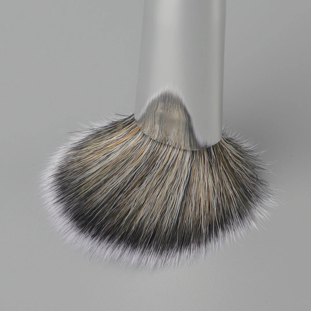 RANCAI Peach Heart Blush Brush | Powder, Cream & Liquid Blush Makeup Brush QXL