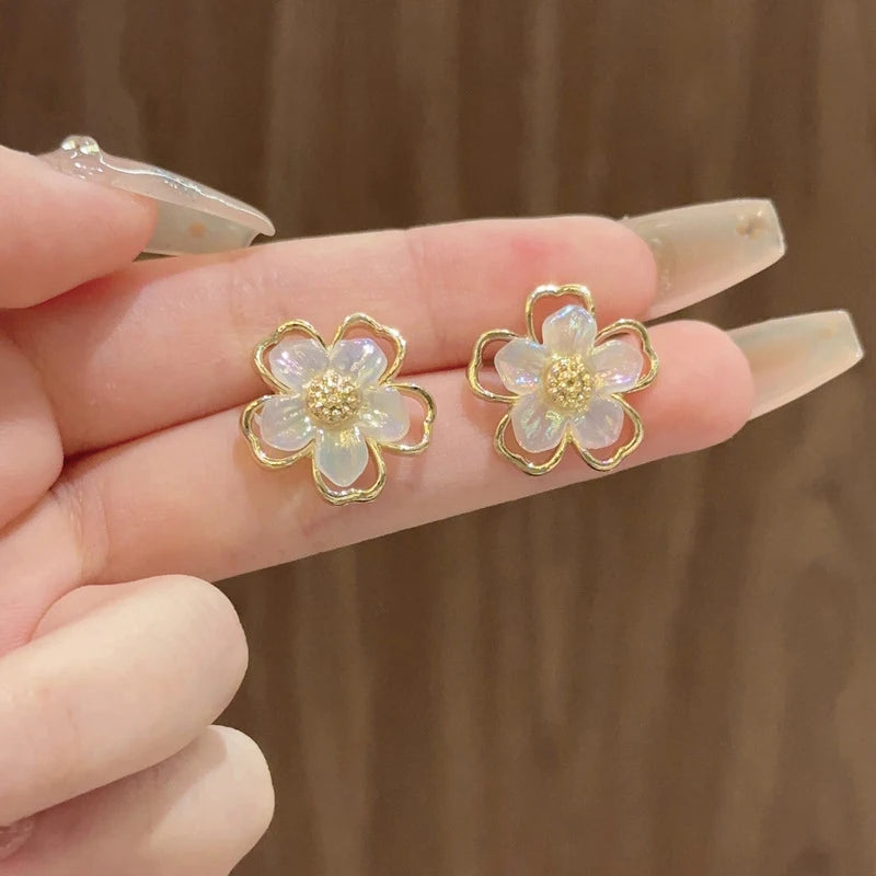 Crystal Pearl Floral Stud Earrings | Korean Style Jewelry Stud Earrings QXL