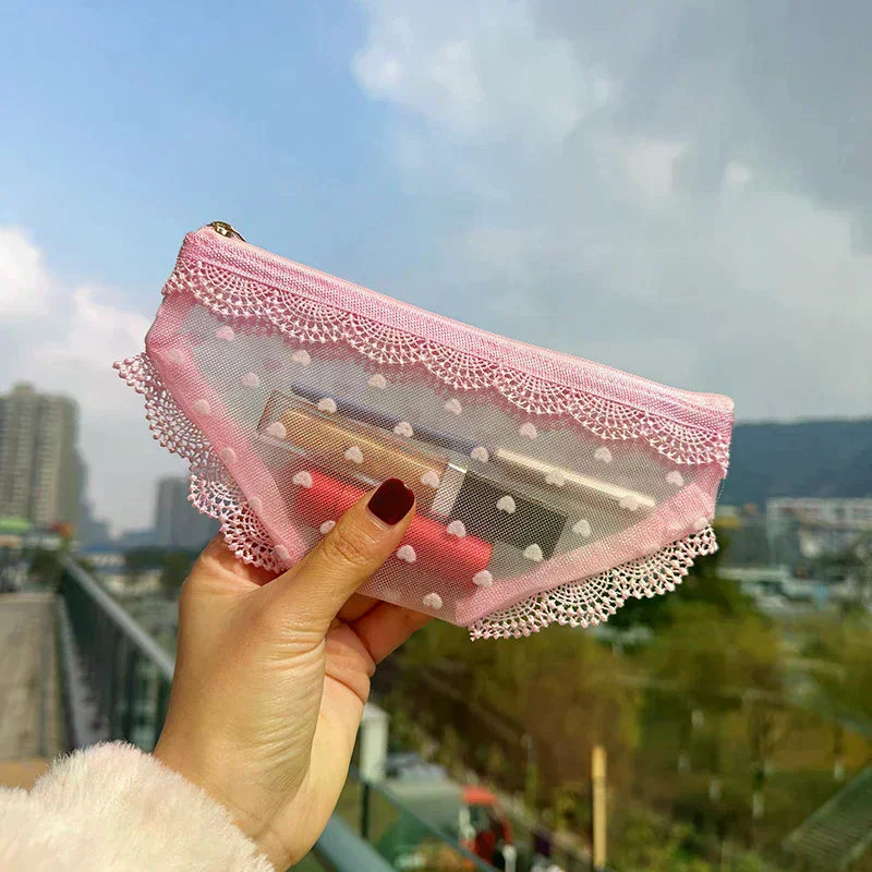 Novelty Briefs-Shaped Mesh Cosmetic Bag | Travel Makeup Pouch Cosmetic Travel Bag QXL
