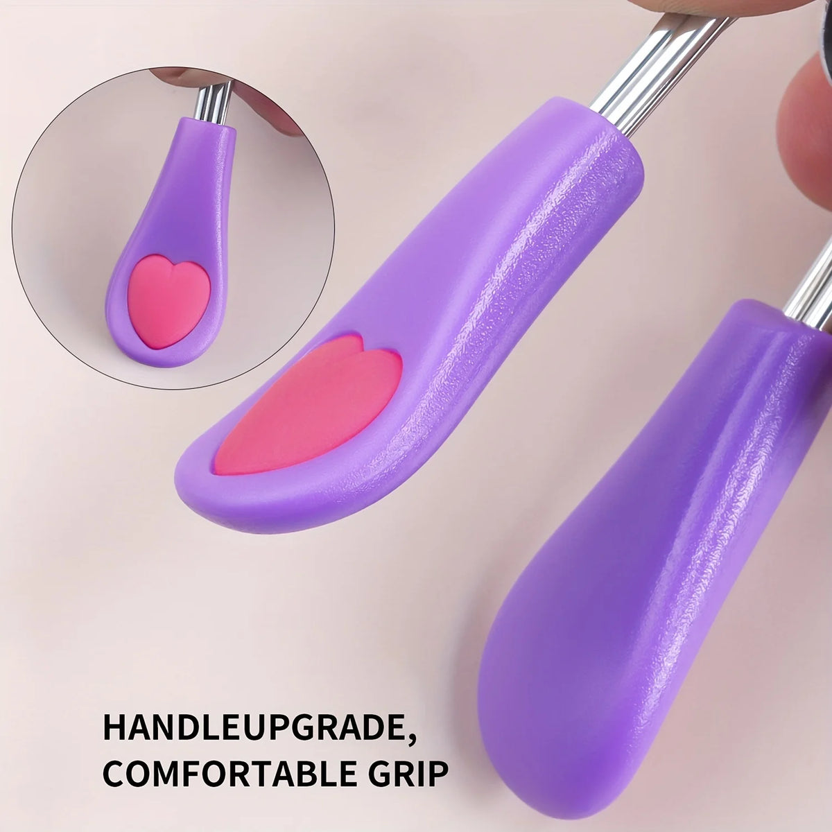 LUXEBLEND Portable Eyelash Curler | Heart-Shaped Anti-Slip Eyelash Curler QXL