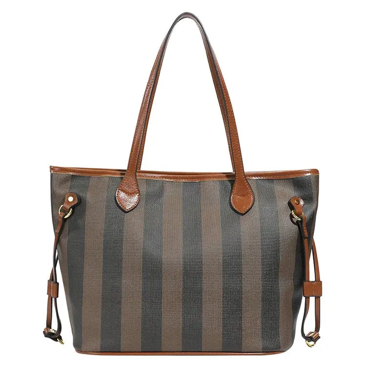 Minimalist Crossbody Handbag for Women | Vintage Letter Logo Crossbody Handbag QXL black