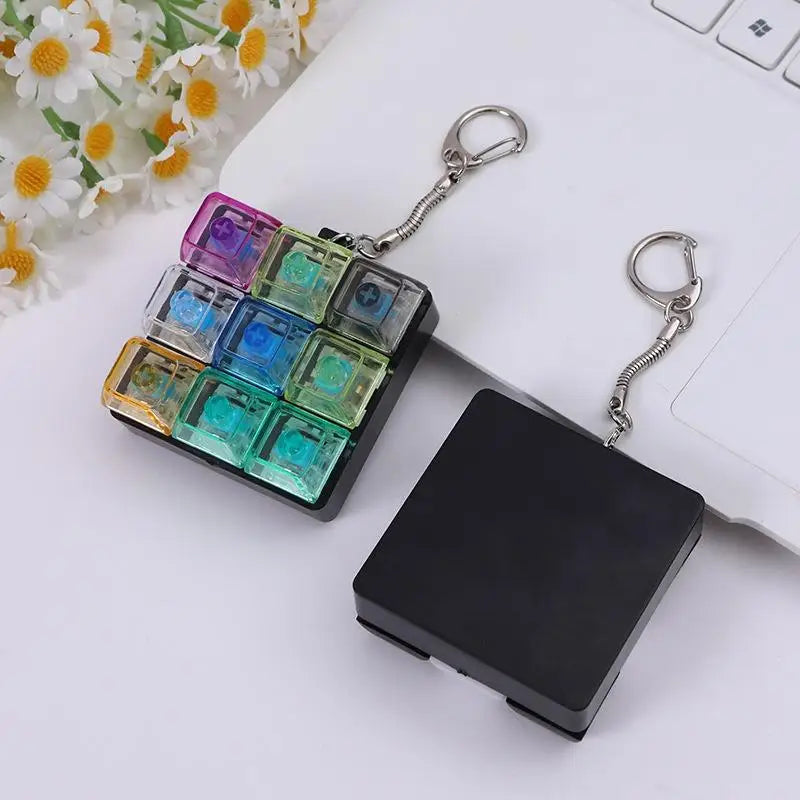 9-Key DIY Keycap Keychain | Customizable Fidget Toy for Adults Fidget Keychain Toy QXL