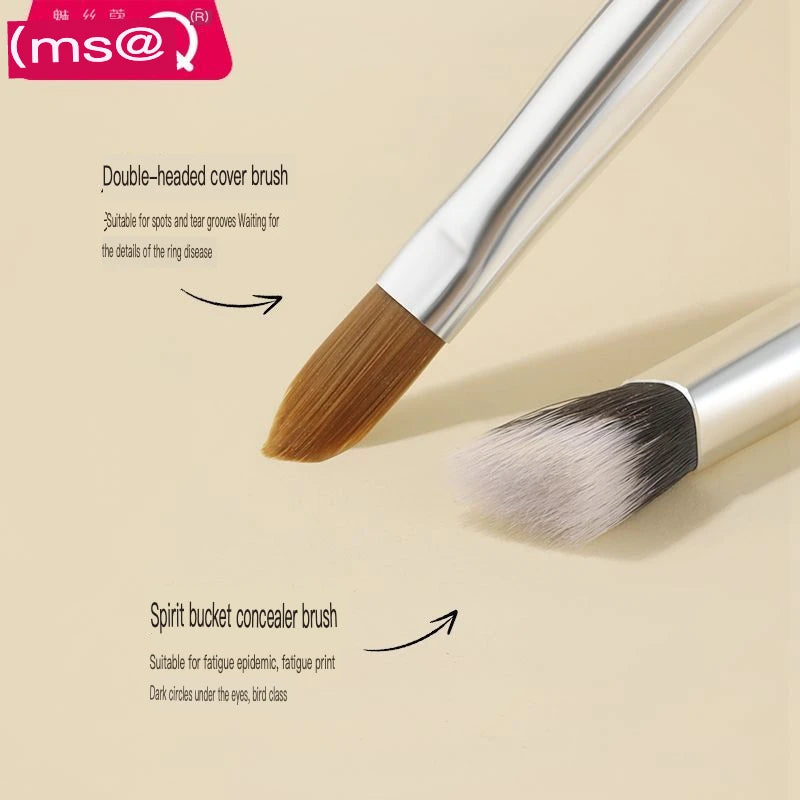 Double-Ended Concealer & Highlight Brush | Flat Triangle Tip Concealer Makeup Brush QXL