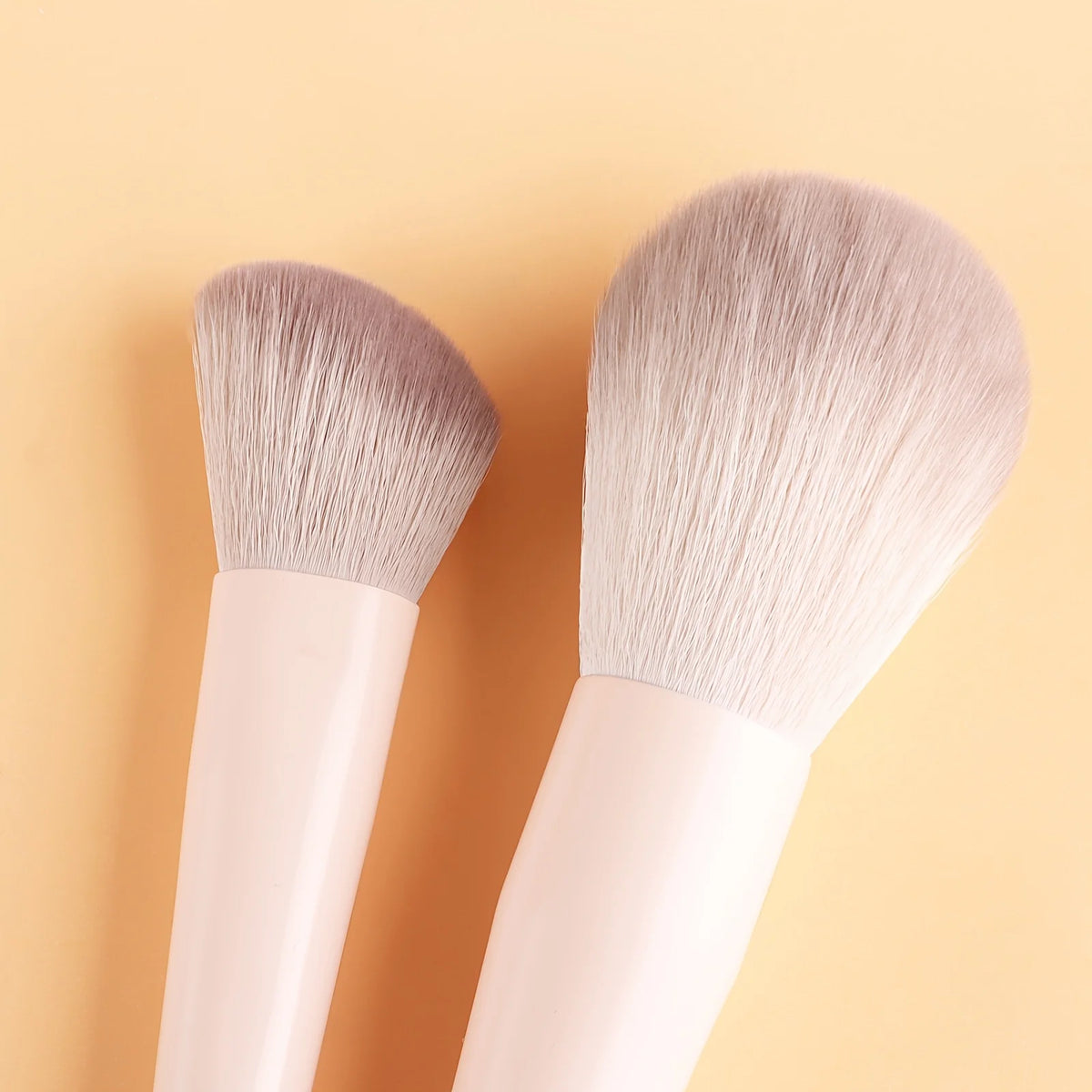 LUXEBLEND 10-Pc Beginner Makeup Brush Set with Storage Bag Makeup Brush Set QXL