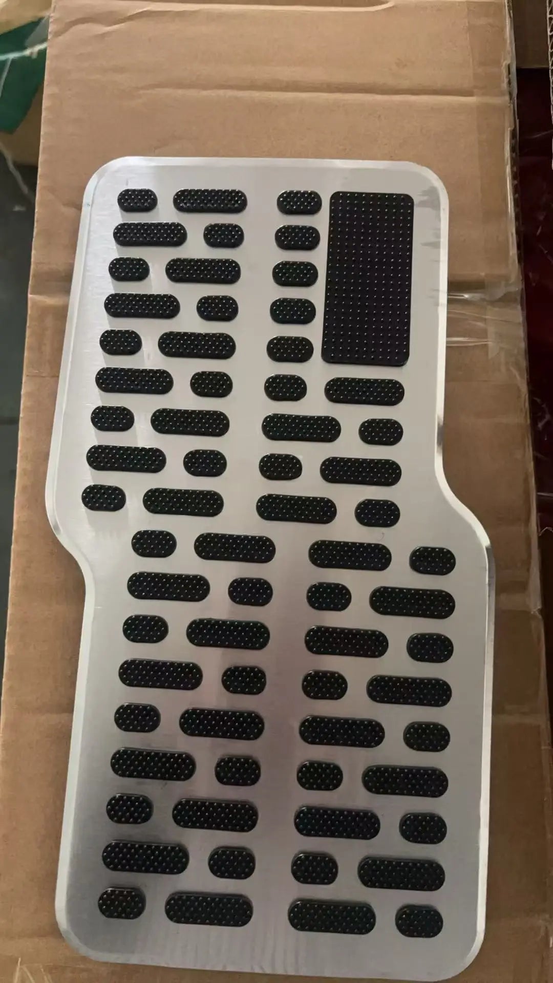 Stainless Steel Car Heel Pad | Anti-Slip Floor Mat Protector Car Floor Mat Protector QXL black