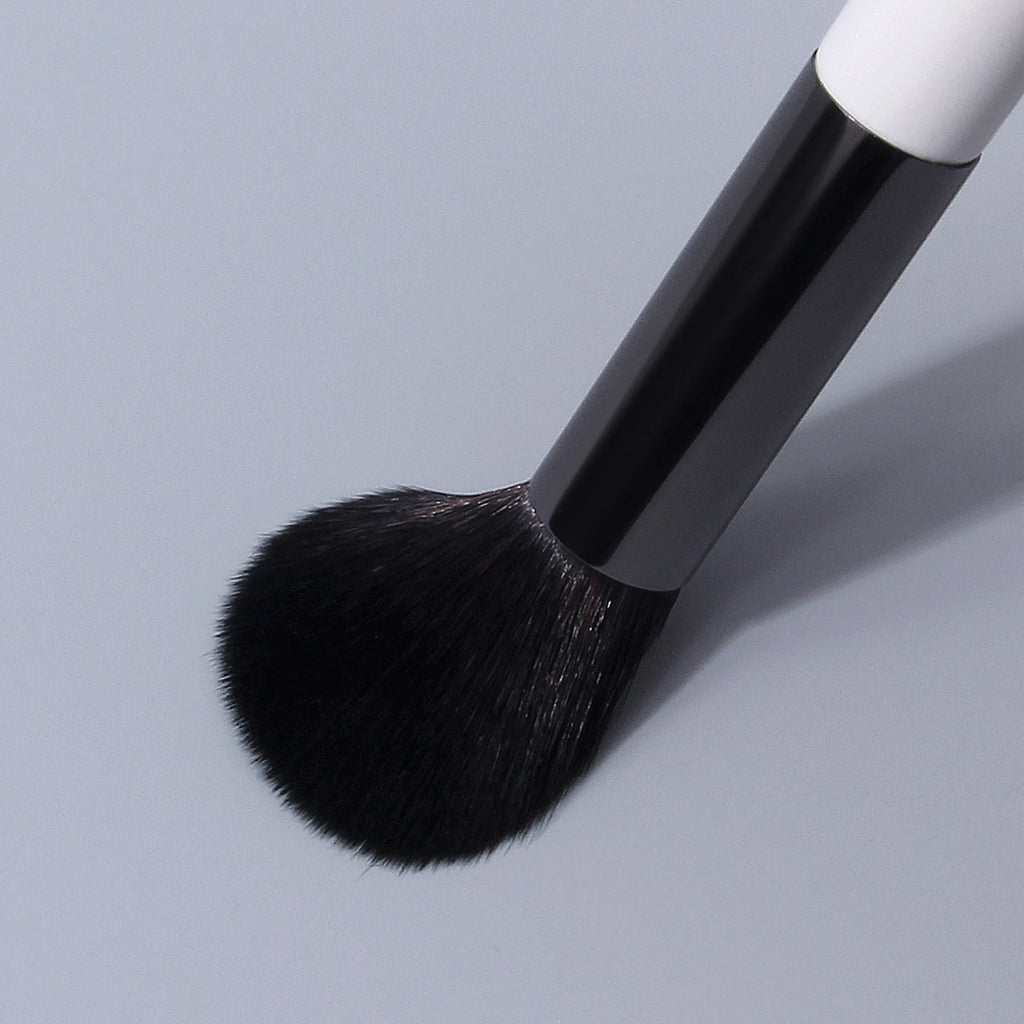 KOSSHOW Flame Blush & Highlighter Brush | Wooden Handle Makeup Blush Brush QXL