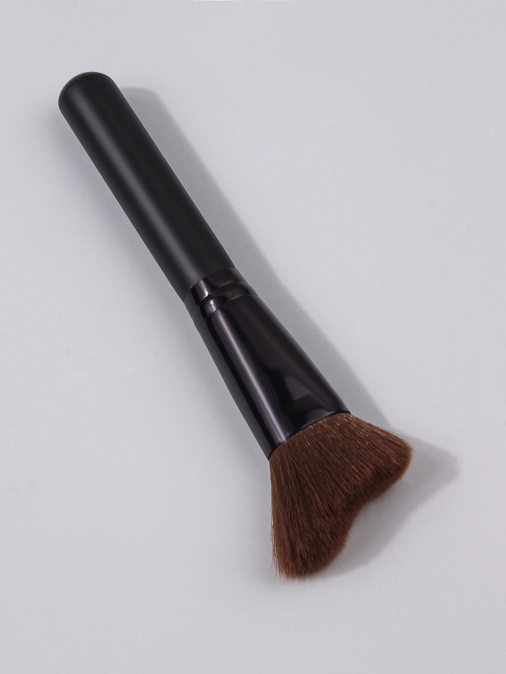 KOSSHOW Sloped Foundation Brush | Liquid, BB Cream & Concealer Foundation Brush QXL